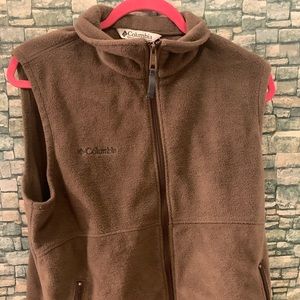 Columbia vest